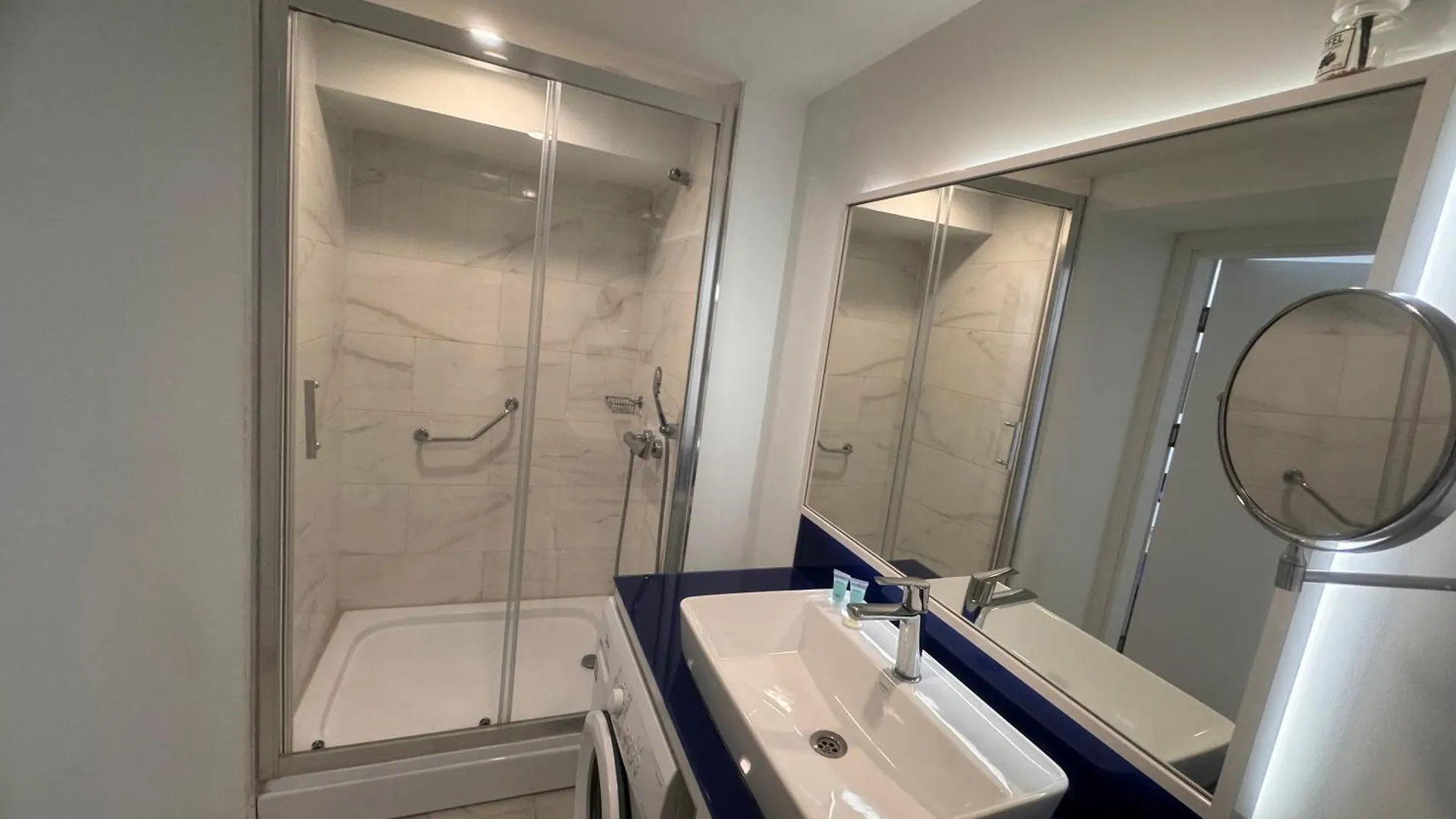 King Devid & Orbi City Batumi Apartment